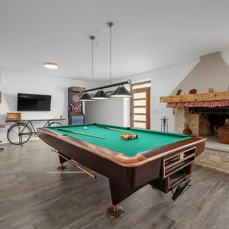 By Interhome Hébergement de vacances Valtura