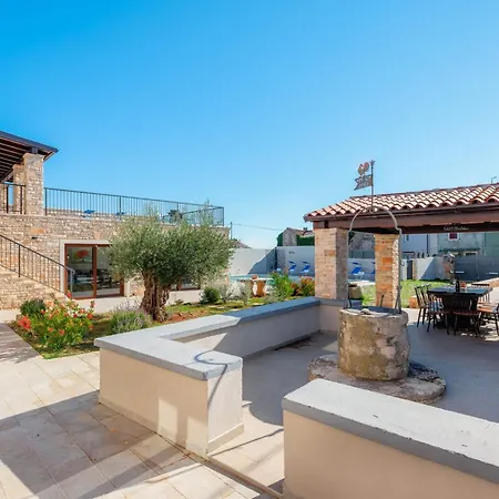 Hébergement de vacances By Interhome Valtura