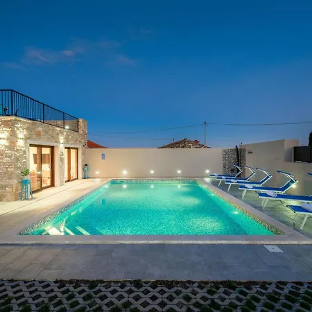 Nyaraló By Interhome Valtura