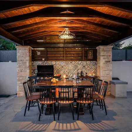 Nyaraló By Interhome *
